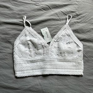Cute little white bralette from papaya